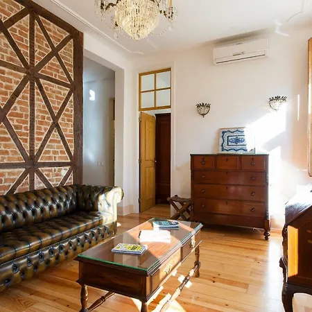 Downtown Vintage Pombalino Апартаменты *